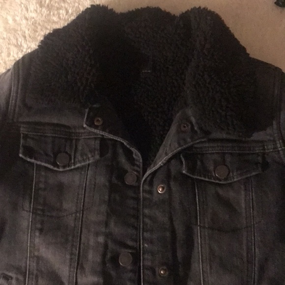 Coat - Picture 2 of 7